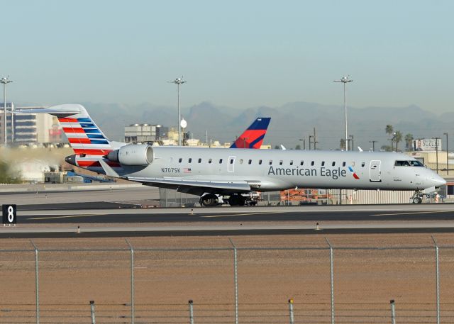 Canadair Regional Jet CRJ-700 (N707SK)