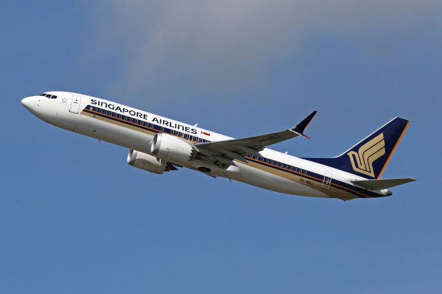 Boeing 737 MAX 8 (9V-MBJ)