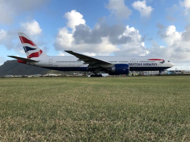 Boeing 777-200 (G-VIIP)