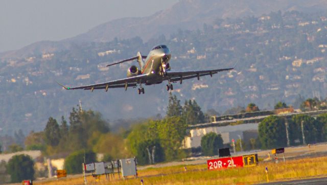 Canadair Challenger 350 (N356VJ)