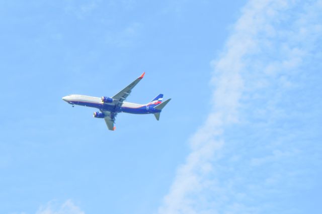 Boeing 737-800 (VQ-BWF)