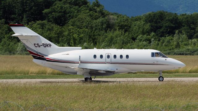 Hawker 800 (CS-DRP)