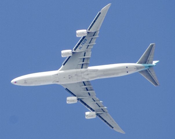 BOEING 747-8 (HL7629)
