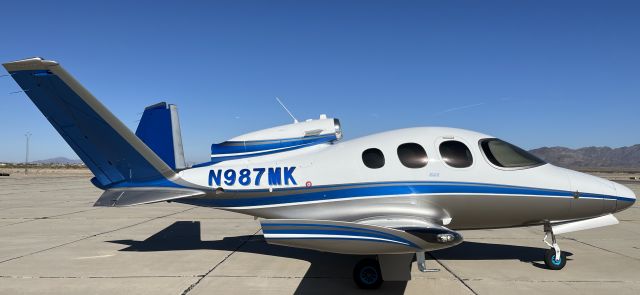 Cirrus Vision SF50 (N987MK)