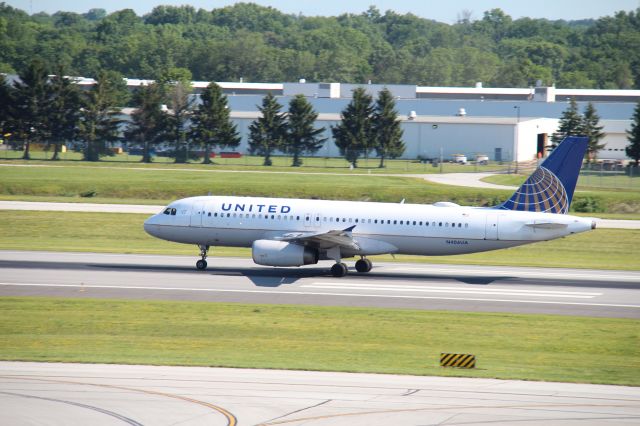 Airbus A320 (N406UA) - June 21st, 2017