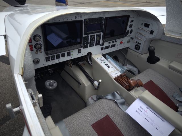 RUTAN Defiant (N171D) - Cockpit of a Rutan Defiant, one of only 13 Built. Motors and Rotors 2025