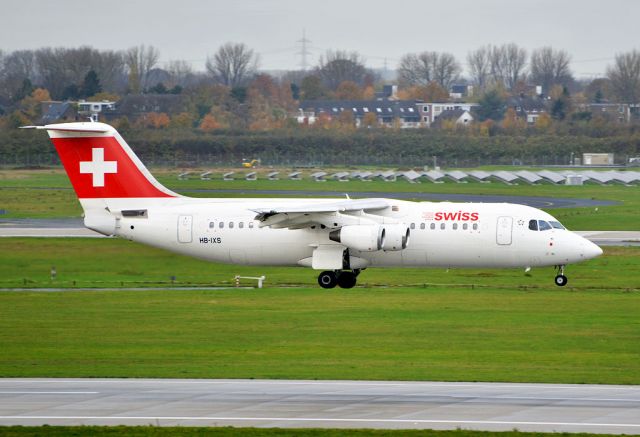 de Havilland Dash 8-400 (HB-IXS)