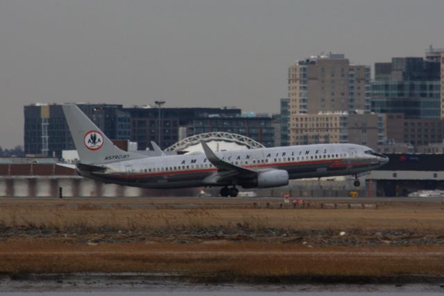 Boeing 737-800 (N905NN)