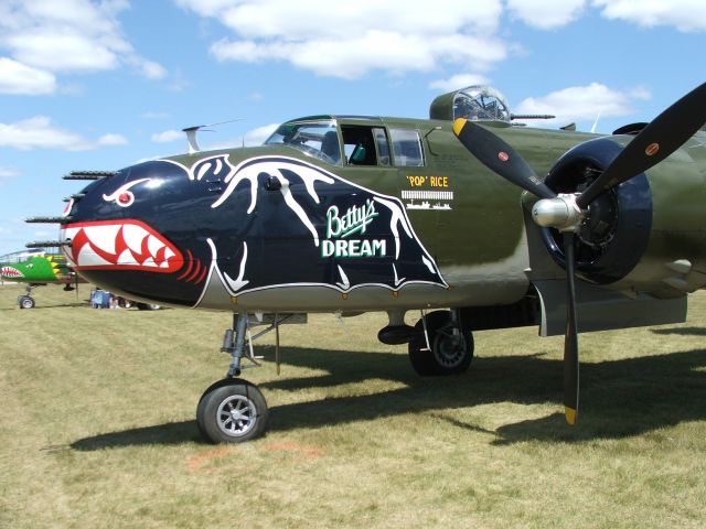 — — - Mean Lookin B-25 at 2005 EAA Oshkosh