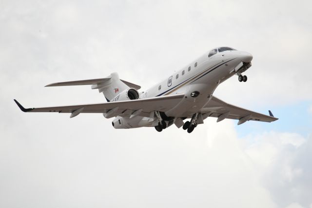 Embraer Legacy 450 (C-FASF)