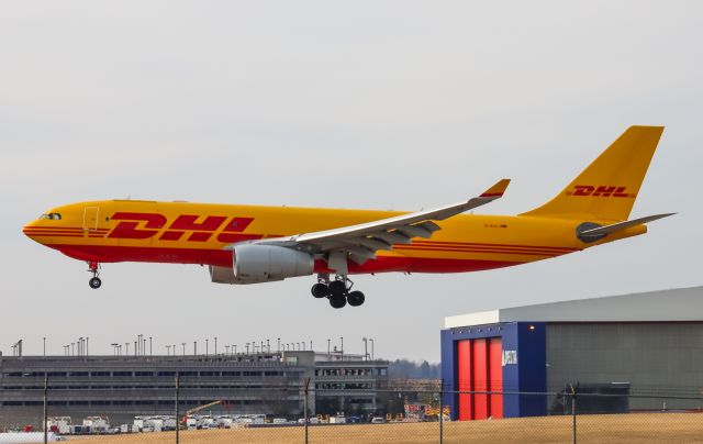 Airbus A330-200 (D-ALEJ) - runway 18 left arival this afternoon