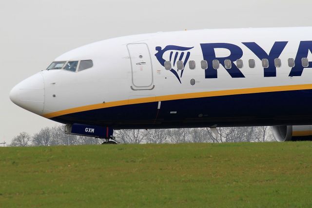 Boeing 737-800 (EI-GXM)