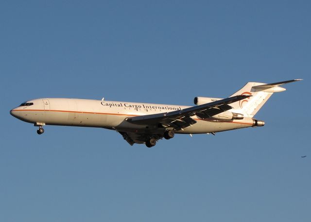 BOEING 727-200 (N815EA)