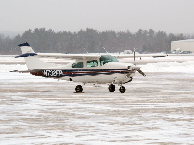 Cessna Centurion (N732FP)