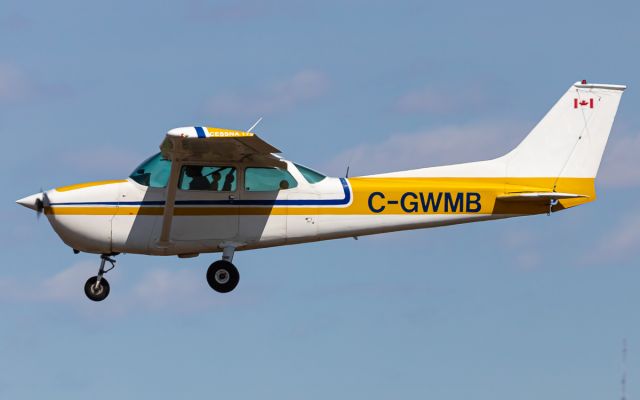 Cessna Skyhawk (C-GWMB)