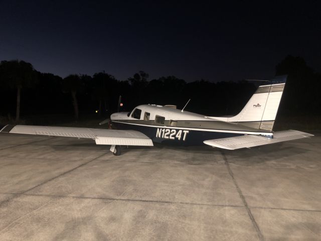 N1224T — - Piper PA32R-301T