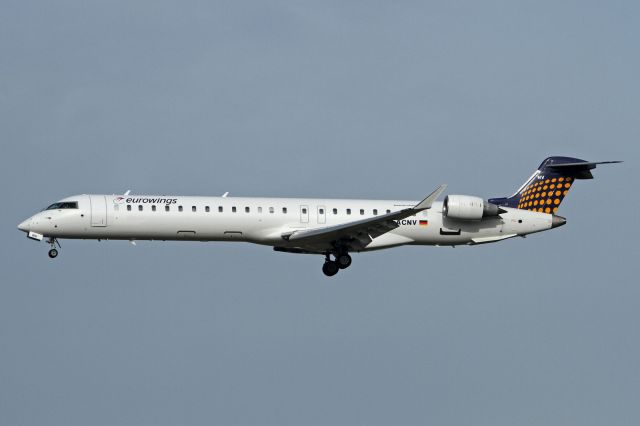 Canadair Regional Jet CRJ-900 (D-ACNV)