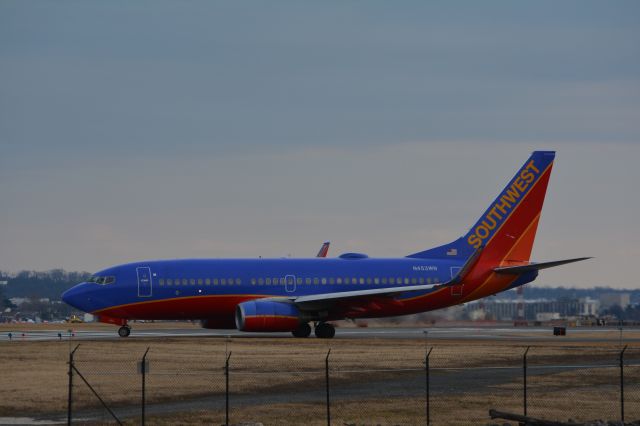 Boeing 737-700 (N453WN)