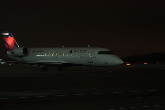 Canadair Regional Jet CRJ-100 (N595SW) - Pushed out and ready to leave