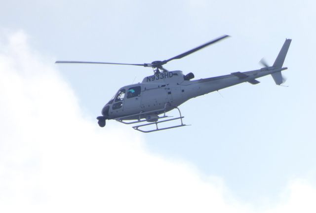 Eurocopter AS-350 AStar (N933HD) - Shown here is a Eurocopter AS350 flown by the local CBS network in the Spring of 2018.