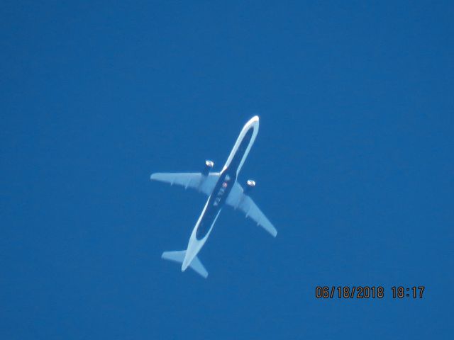 Airbus A321 (N335DN)
