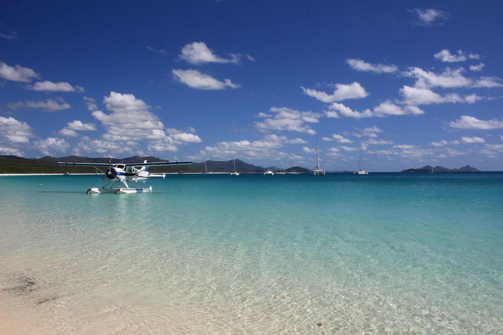 De Havilland Canada DHC-2 Mk1 Beaver (VH-ZDA) - Whitehaven Beach, Whitsunday Islands, Queensland, Australia