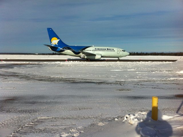 Boeing 737-200 (C-GCNV) - Canadian North 737-200 Taxiing on Alpha for Runway 29, The 737-200 is absolutely hands down the plane I want to fly, I just hope by the time Im flying Commercially therell be a few around still