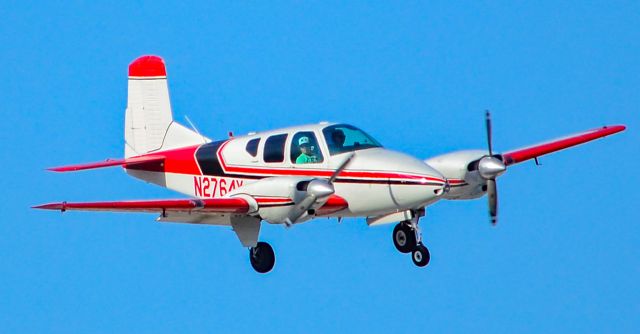 Beechcraft Travel Air (N2764Y) - N2764Y 1958 BEECH 95 Travel Air s/n TD-128 - North Las Vegas Airport (IATA: VGT, ICAO: KVGT, FAA LID: VGT) November 17, 2018br /Photo: Tomás Del Coro