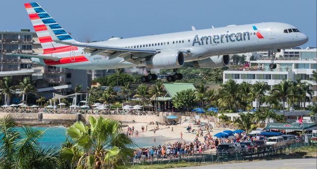 Boeing 757-200 (N190AA) - The very first party of the year 2020 being held while no one knew what the future holds!!br /American Airlines B757-200 N190AA over maho beach for landing at St maarten.