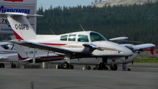 Beechcraft Duchess (C-GSFB)