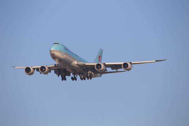 BOEING 747-8 (HL7623)