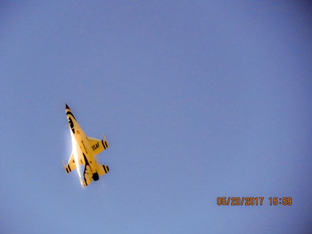 Lockheed F-16 Fighting Falcon (92-3896)