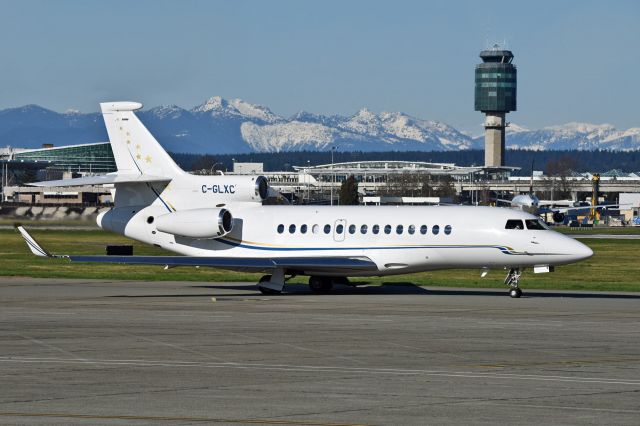 Dassault Falcon 7X (C-GLXC)