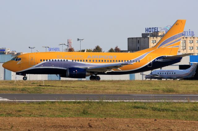 BOEING 737-300 (F-GIXT)