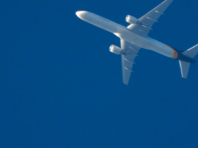 Boeing 757-200 (N426UP) - UPS5794br /SDF-LBBbr /11/07/2024