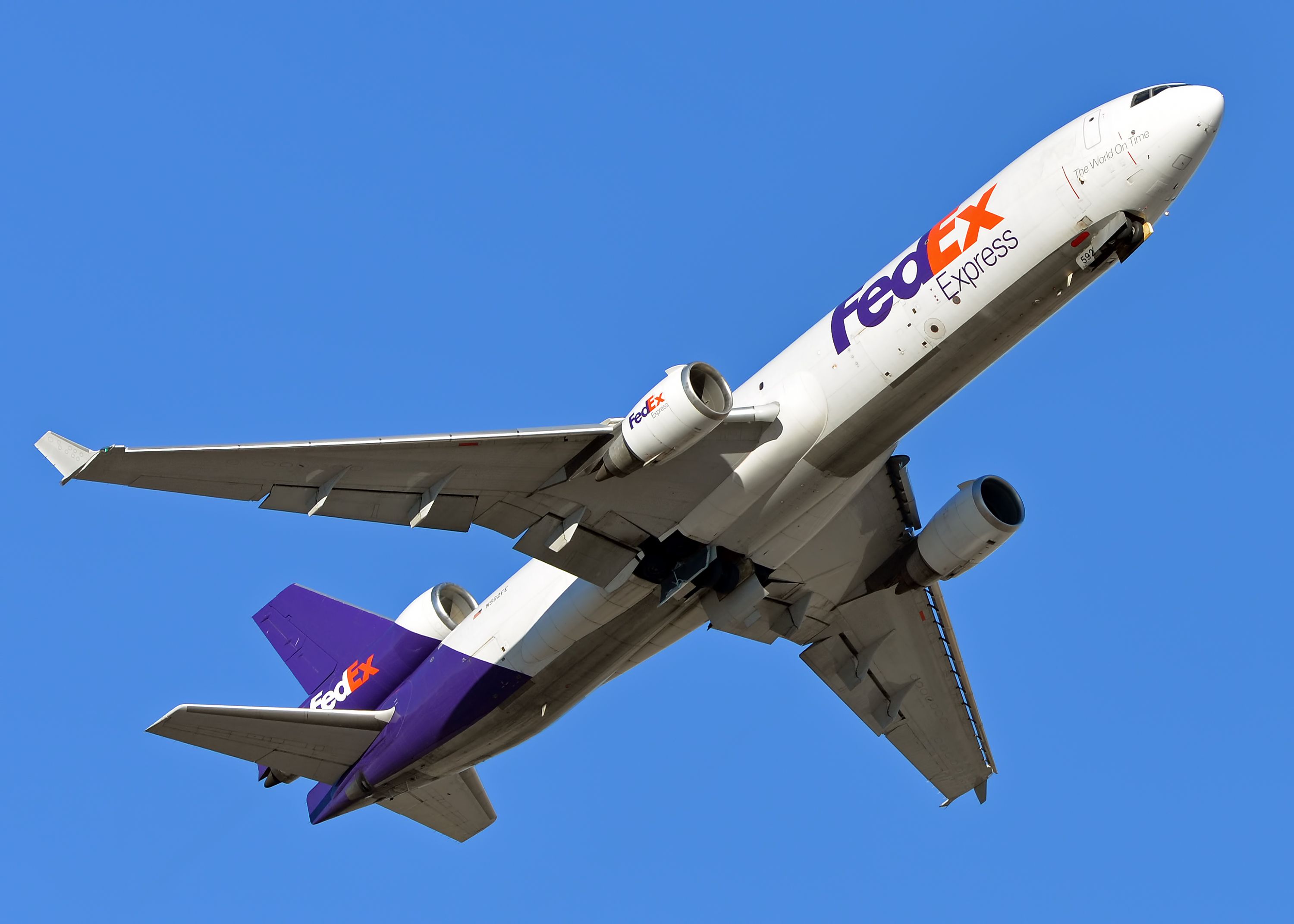 Boeing MD-11 (N592FE)