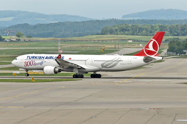 Airbus A330-300 (TC-LNC)