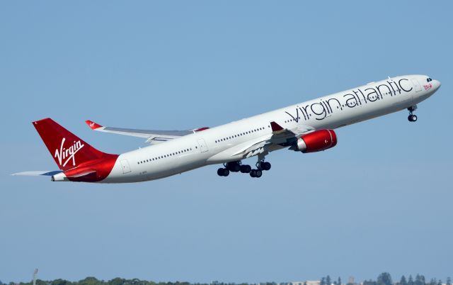 Airbus A340-600 (G-VEIL)