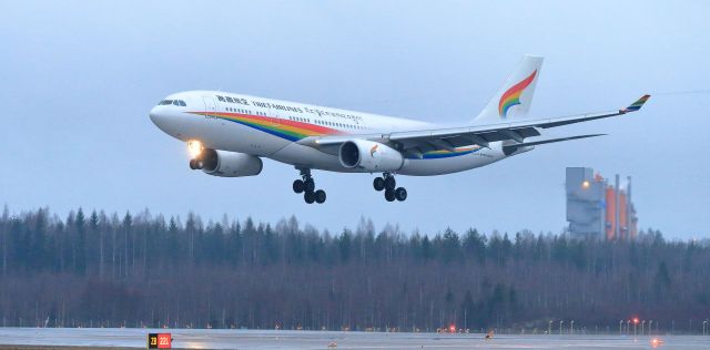 Airbus A330-200 (B-1047)