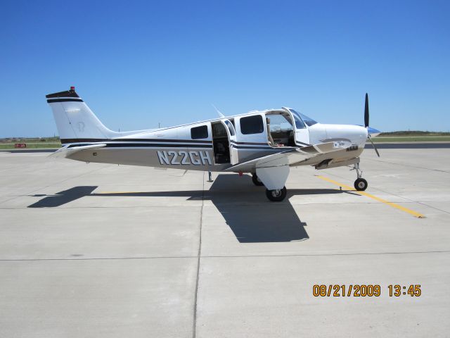 Beechcraft Bonanza (36) (N22GH)