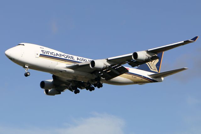 Boeing 747-400 (9V-SFK)