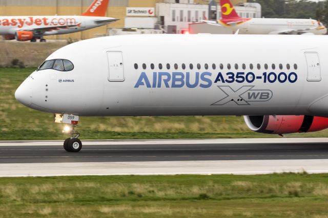 Airbus A350-1000 (F-WMIL)