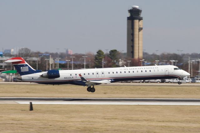 Canadair Regional Jet CRJ-900 (N930LR)