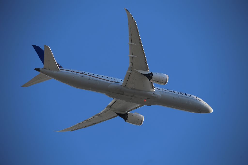 Boeing 787-9 Dreamliner (N17963)