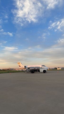 Bombardier Challenger 300 (N782QS) - Filling up before heading to Aspen