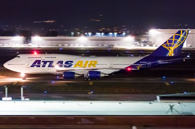 Boeing 747-400 (N263SG)