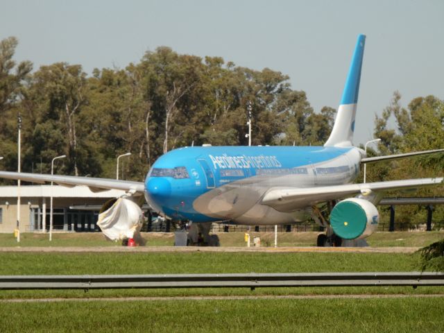 Airbus A330-200 (LV-FNJ) - 13-ABR-2021 previo redelivery