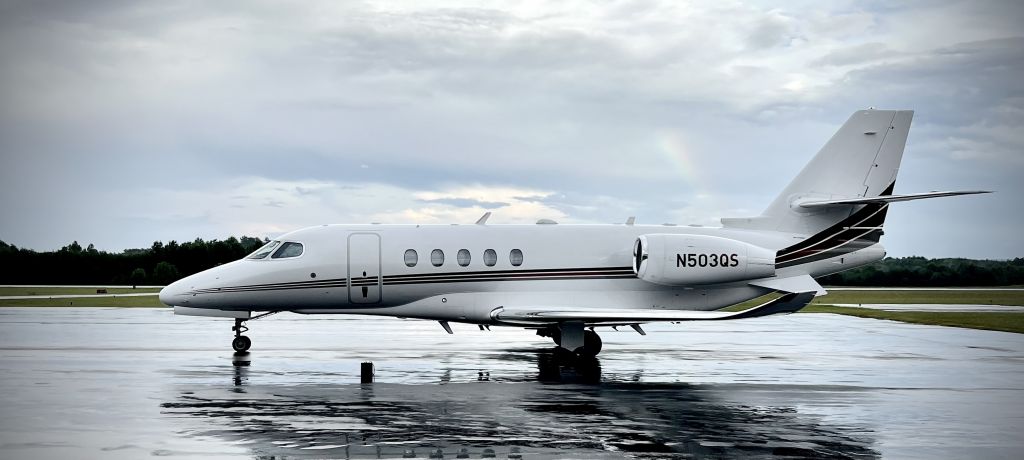 N503QS — - Fuel and Passenger pickup 