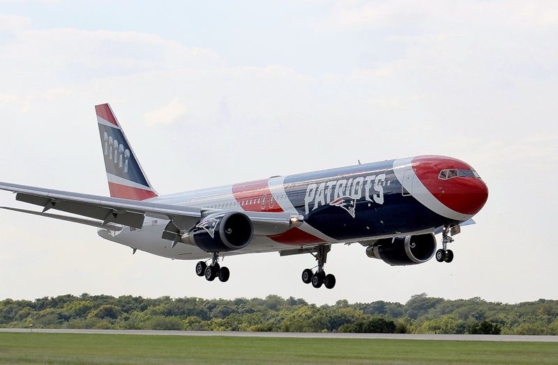 BOEING 767-300 (N36NE) - The New England Patriots first B767-300 on final to KRFD where it will go FAA certification testing on 09/08/2017