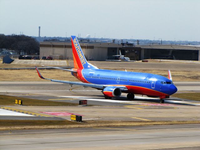 BOEING 737-300 (N380SW)